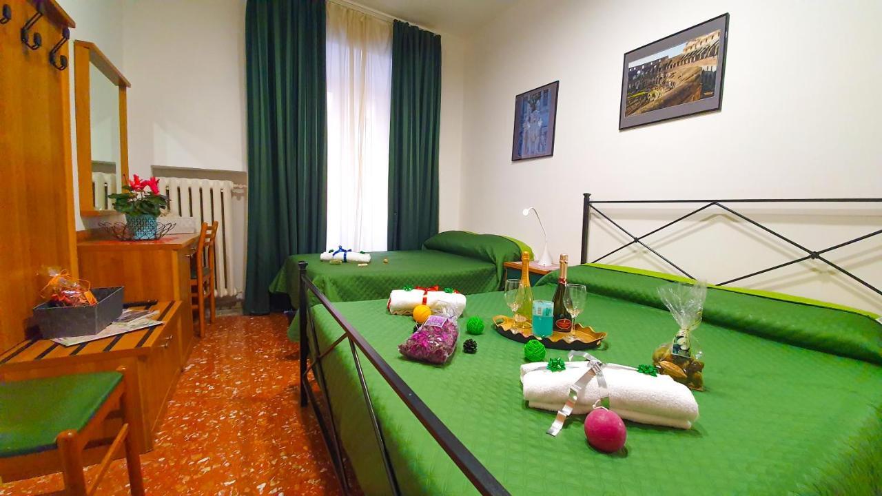 A Casa Simpatia - A Richiesta Parcheggio Gratuito ! Hotell Roma Eksteriør bilde