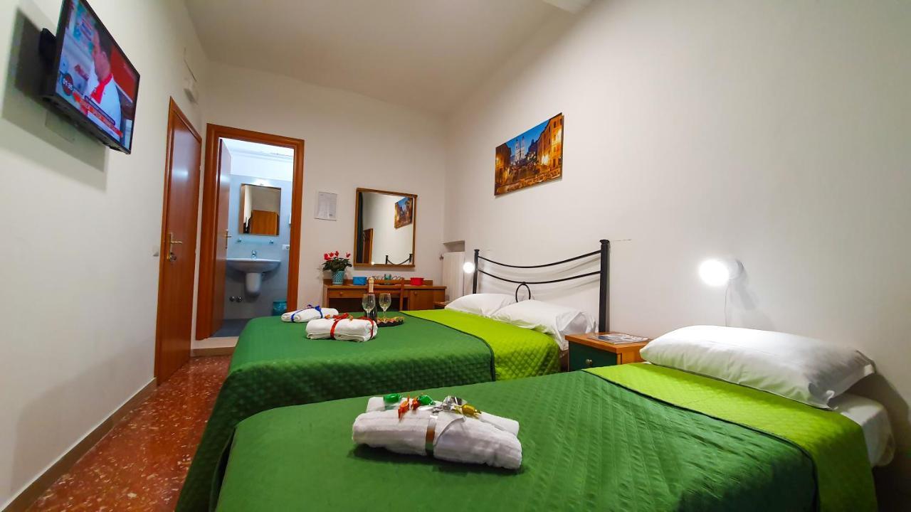 A Casa Simpatia - A Richiesta Parcheggio Gratuito ! Hotell Roma Eksteriør bilde