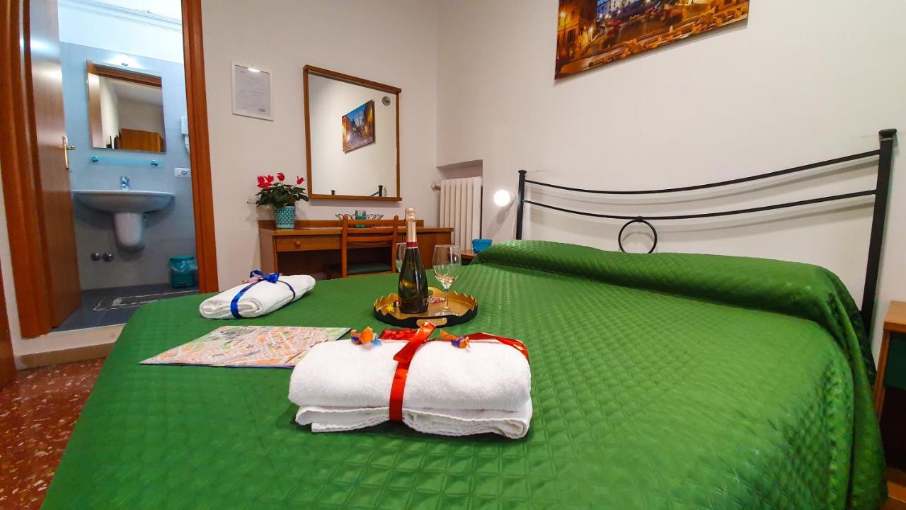 A Casa Simpatia - A Richiesta Parcheggio Gratuito ! Hotell Roma Eksteriør bilde
