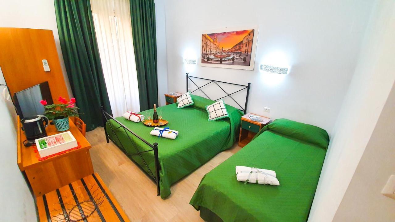 A Casa Simpatia - A Richiesta Parcheggio Gratuito ! Hotell Roma Eksteriør bilde
