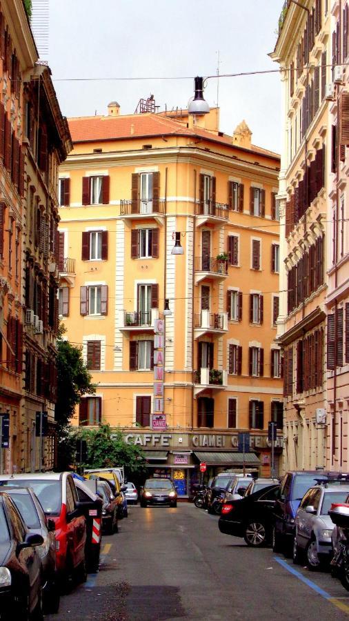 A Casa Simpatia - A Richiesta Parcheggio Gratuito ! Hotell Roma Eksteriør bilde